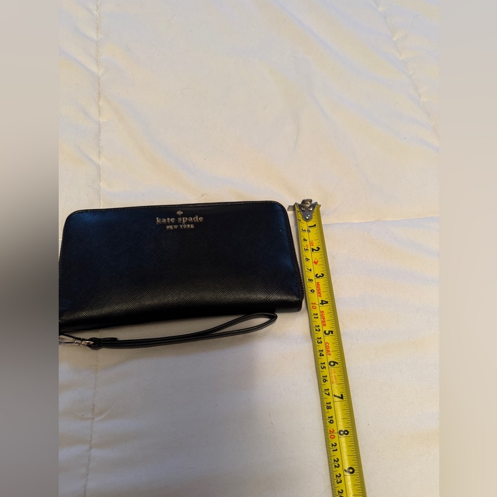 kate spade Black Leather Zip Wristlet Wallet - Picture 12 of 16